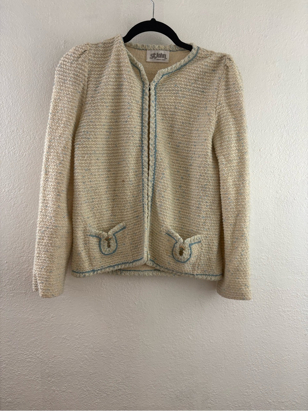 St. John textured knit jacket cream horseshoe-shape pockets size S